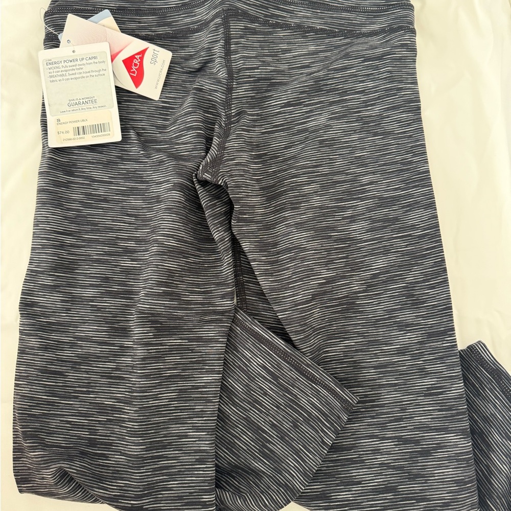 Athleta NWT Charcoal Cropped Women Leggings
